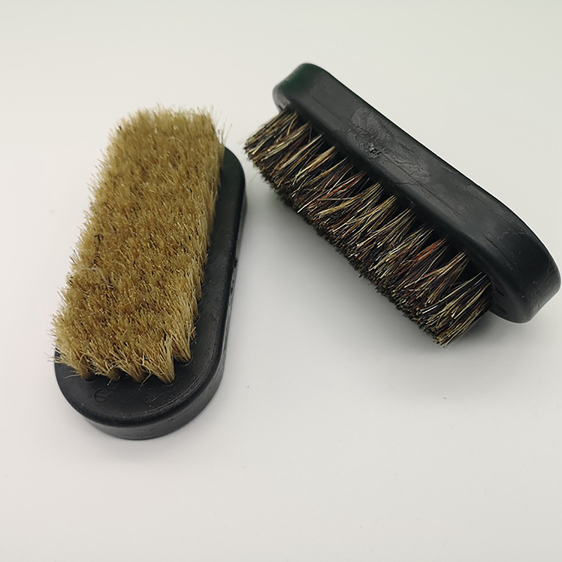 Schuhputzbürste aus Schweinebo – Brushing Boot Horse Bewertung und Preis